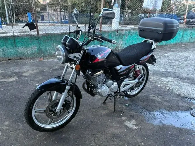 Suzuki GsR 150i impecável