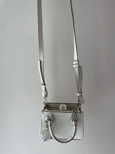 Bolsa Schutz mini original usada