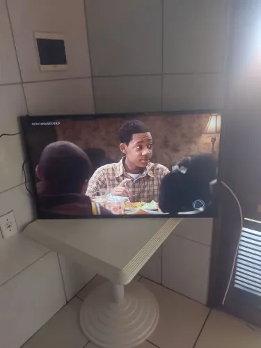 TV smart Samsung 40 polegadas