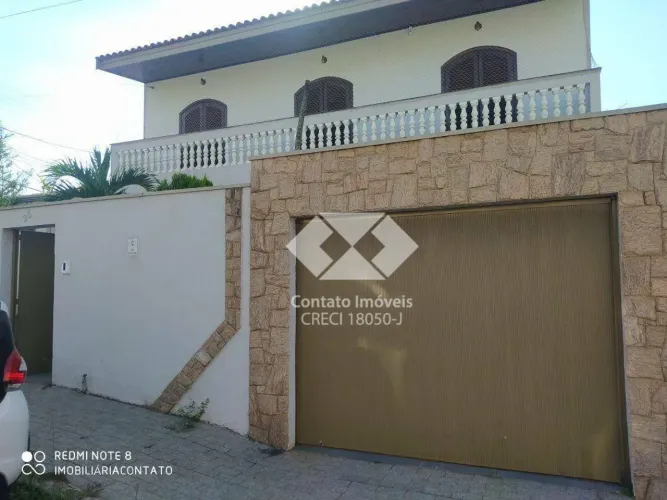 Casa com 4 dormitórios para alugar, 200 m² por R$ 4.696,00 - Vila Santa Maria - Americana/