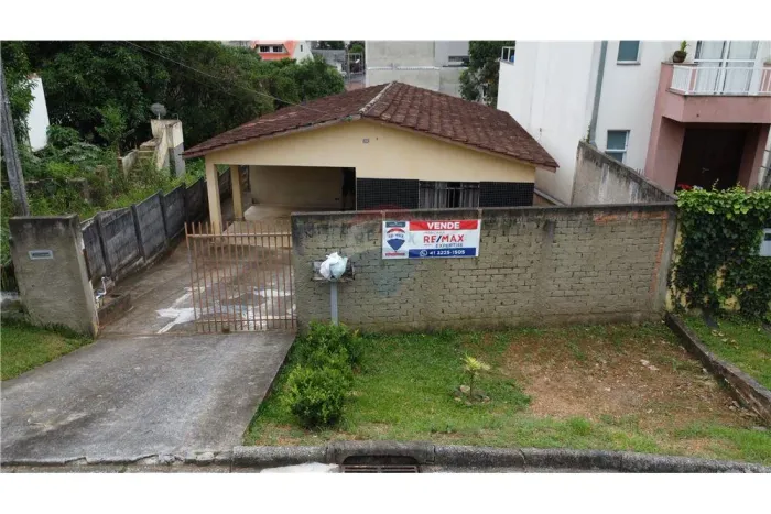 Terreno 610m² Imediações da Pedreira no Abranches