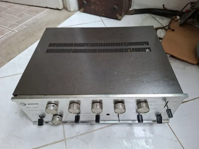 AMPLIFICADOR DE  ÁUDIO Gradiente PRO 2000 COLEÇÃO,  LEIA DESCRIÇÃO 
