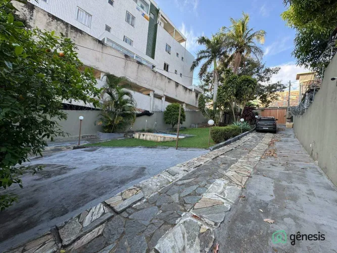 VENDE-SE CASA COM LOTE - BAIRRO: BETÂNIA - BH/MG - R$890.000,00