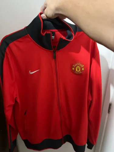 Jaqueta manchester united original Gg