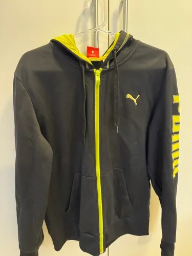 Casaco Puma esportivo