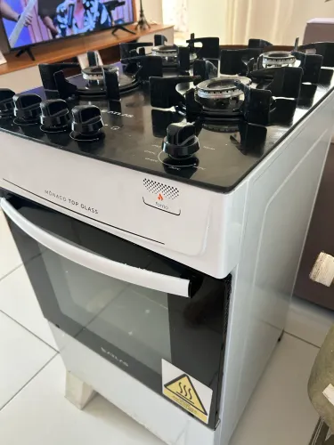 Fogão com mesa de vidro 4 bocas atlas