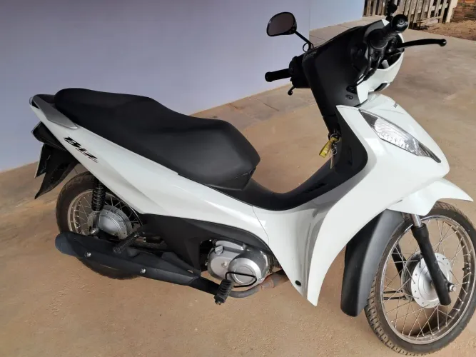 Vende se moto Biz 125 cc