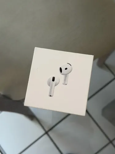 AirPods 4 com Cancelamento de Ruído (ANC) - NOVO