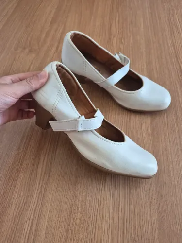 Sapatinho Branco Boneca Nº 35