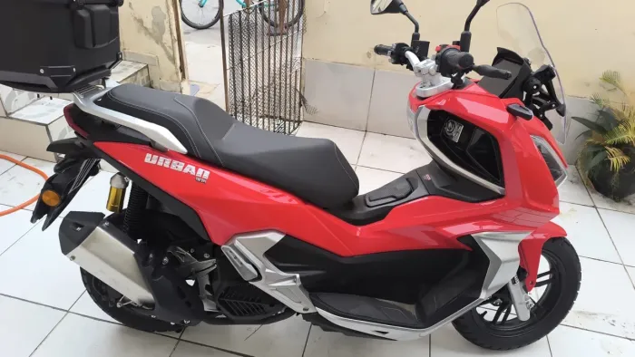 Vendo Urban 150 zerada