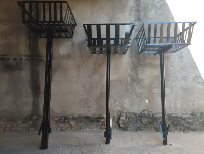 Lixeira de calçada