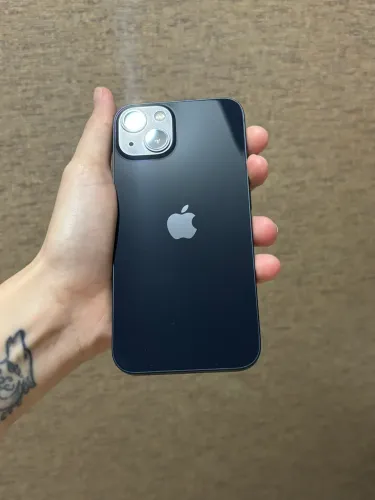 iPhone 13 128GB - Bateria 96%