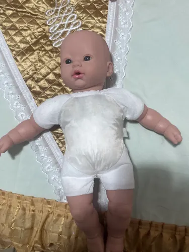 Boneca bebê