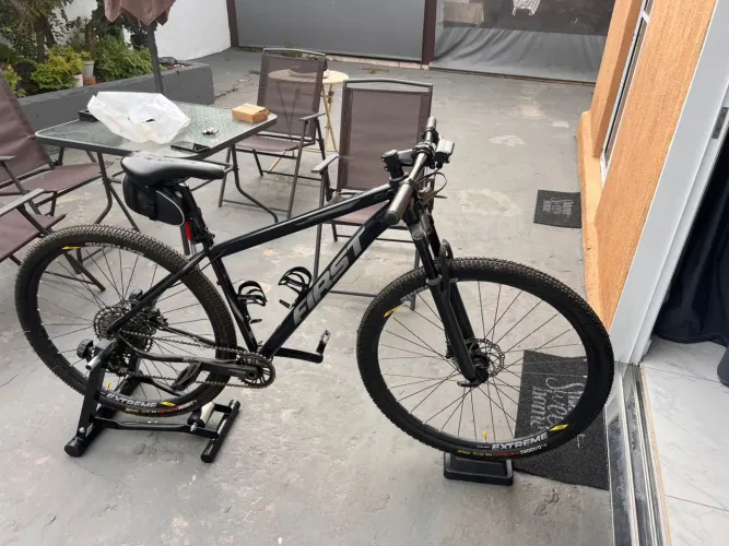 Mountain bike First Shimano NX 1 x 12 tamanho M