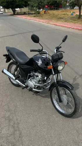 Vendo fan 125 impecável !!