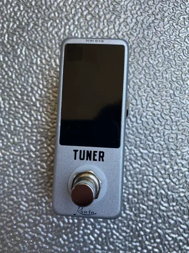 Pedal afinador Rowin