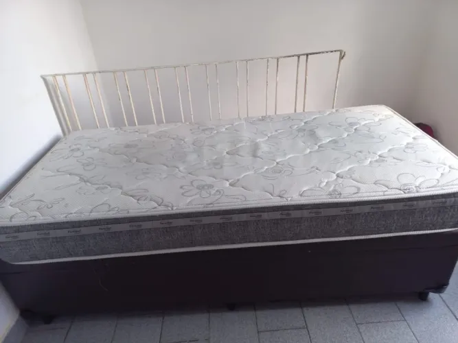 Cama Box Baú com Colchão de Molas Ensacadas