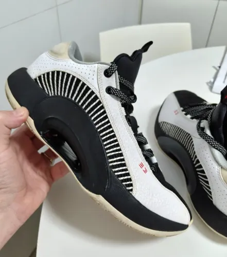 Nike Air Jordan XXXV 35 - Tamanho US 10,5 - 42 ou 43 no Brasil