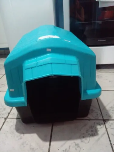 Casinha de cachorro nova tamanho 4.