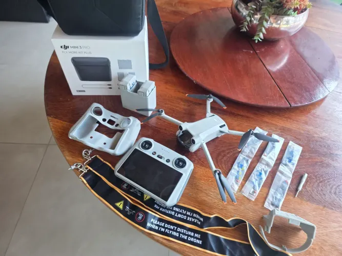 Drone Dji Mini 3 pro Fly More Kit Plus