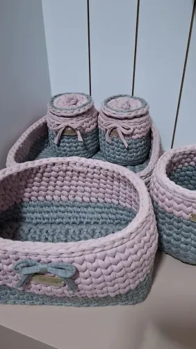 Kit Higiene Bebê 5 Peças Croche Artesanal Fio de Malha Rosa e Cinza