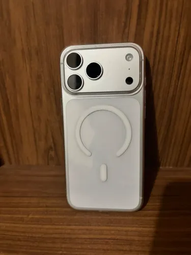 iPhone 17 PRO MAX 256GB silver + Apple Watch Series 7 (AS/IS) sem carregador e caixa
