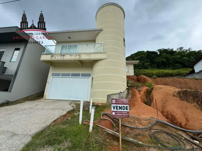 Casa à venda, 3 quartos, 1 suíte, 2 vagas, Centro - Antônio Carlos/SC