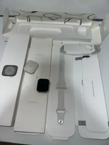 Apple Watch série 8 41 mm (leia)