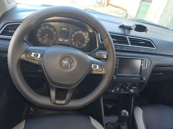 Volkswagen Voyage 1.6 MSI Flex 8V 4P 2022