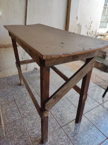 Bancada de madeira