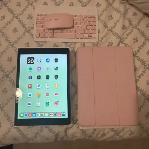 IPAD 9ª geração 64gb + capinha, mouse e teclado bluetooth