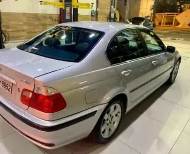 BMW 323I A TOP Sedan 1999