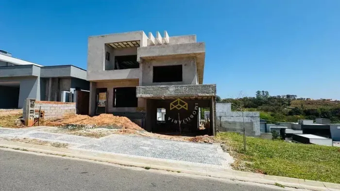 Casa com 3 dormitórios à venda, 299 m² por R$ 1.350.000,00 - Condomínio MontAlcino - Valin