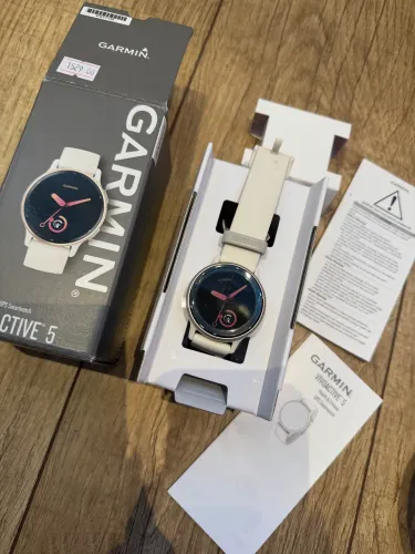 Garmin vivoactive 5