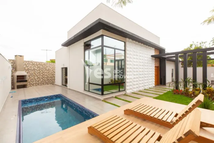 Casa Térrea de 3 suítes com piscina e salão de jogos no Jd São Caetano SCS REF: 19466