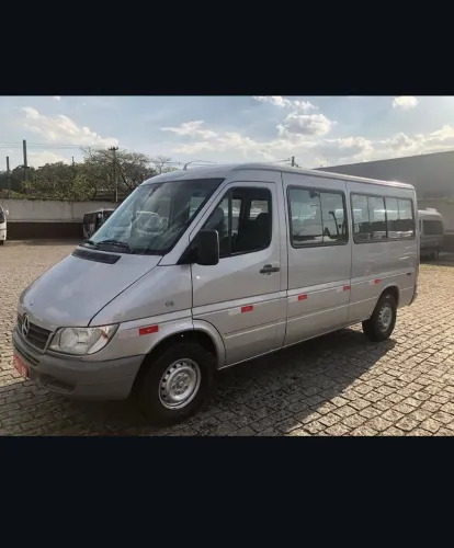 ?VAN Á VENDA?