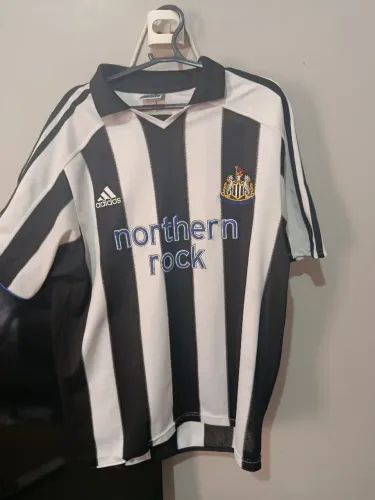 camisa newcastle 2003/2005 (g), original de época, impecável, lindíssima.