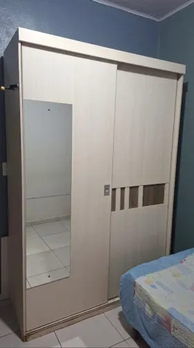 Guarda-roupa 350R$