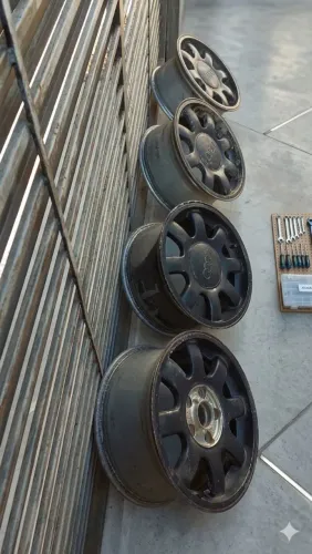 Rodas Audi A6 / A4 / S6 Aro 15  tbm p/ Kombi e Passat Alemão