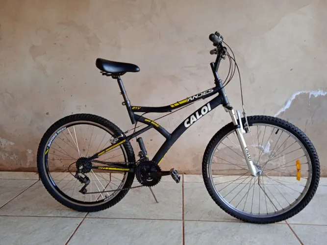 Bicicleta Caloi Andes Aro 26 em Ótimo Estado