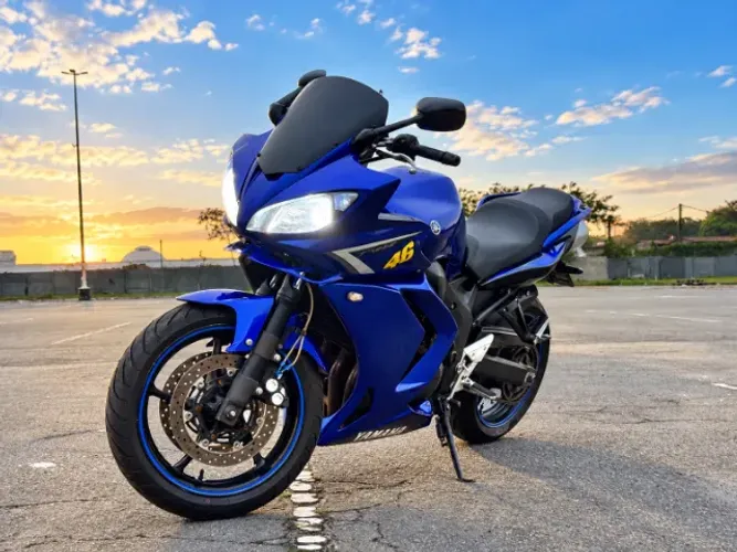 Yamaha FZ6S Fazer 600 4 Cilindros, Revisada, Pneus Novos (Full Carenada) FZ6
