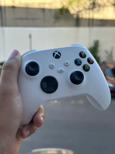 Controle de Xbox original sem fio pouco usado