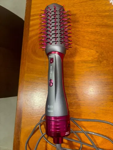 Escova Secadora Britânia 4 em 1 Cerâmica 1300W BES26SR Bivolt