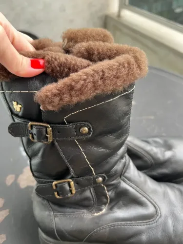 Bota para Neve de lã Natural. Marca Fiero. Tam 36.