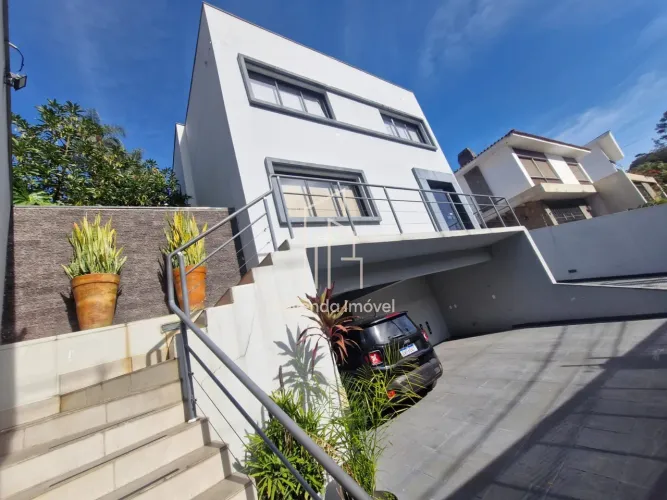 Imóvel Comercial de Alto Padrão em Pacaembu - Casa Sobrado à Venda - 2 Quartos, 10 Salas,