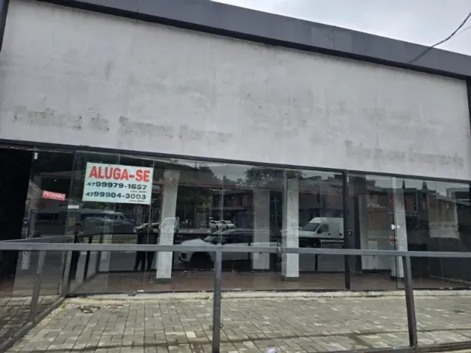 Comercial em Frente a Univali Faculdade de Itajaí