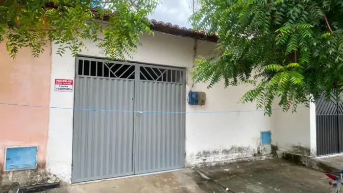 Casa a venda em Paramoti-ce