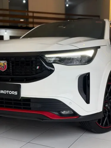 Fiat Fastback Abarth Turbo Flex 1.3 Aut. 2024
