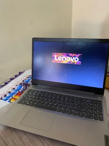 lenovo ideapad 3 i7 8gb de RAM