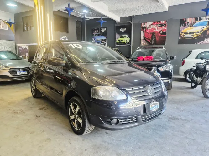 Volkswagen Fox Plus 1.0mi/ 1.0mi Total Flex 8V 3P 2010